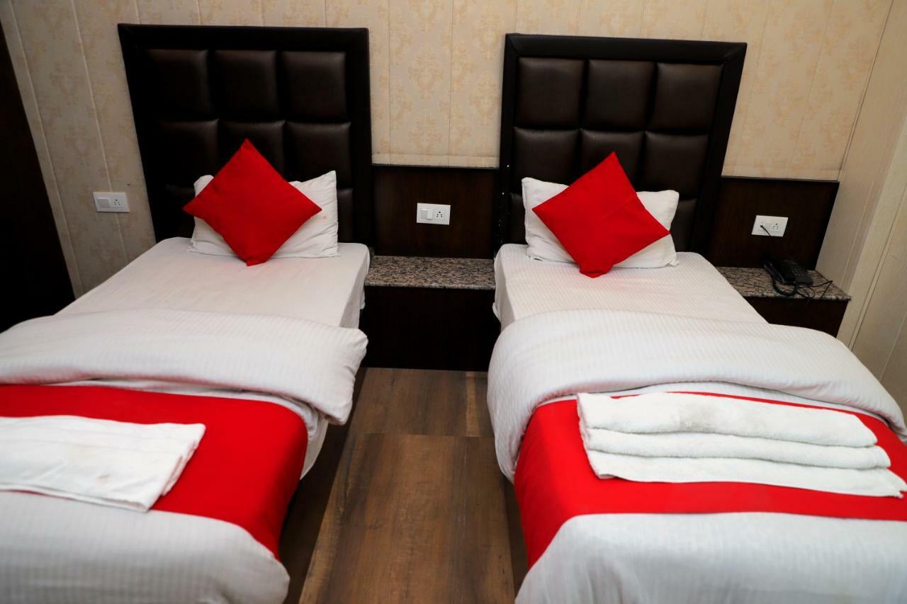 Hotel Sk International Rishikesh Ngoại thất bức ảnh