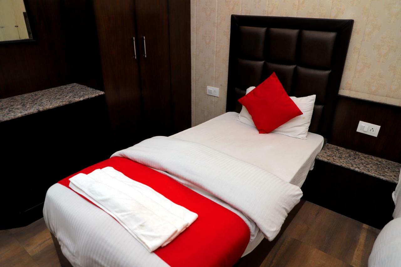 Hotel Sk International Rishikesh Ngoại thất bức ảnh