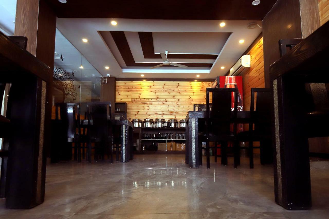 Hotel Sk International Rishikesh Ngoại thất bức ảnh